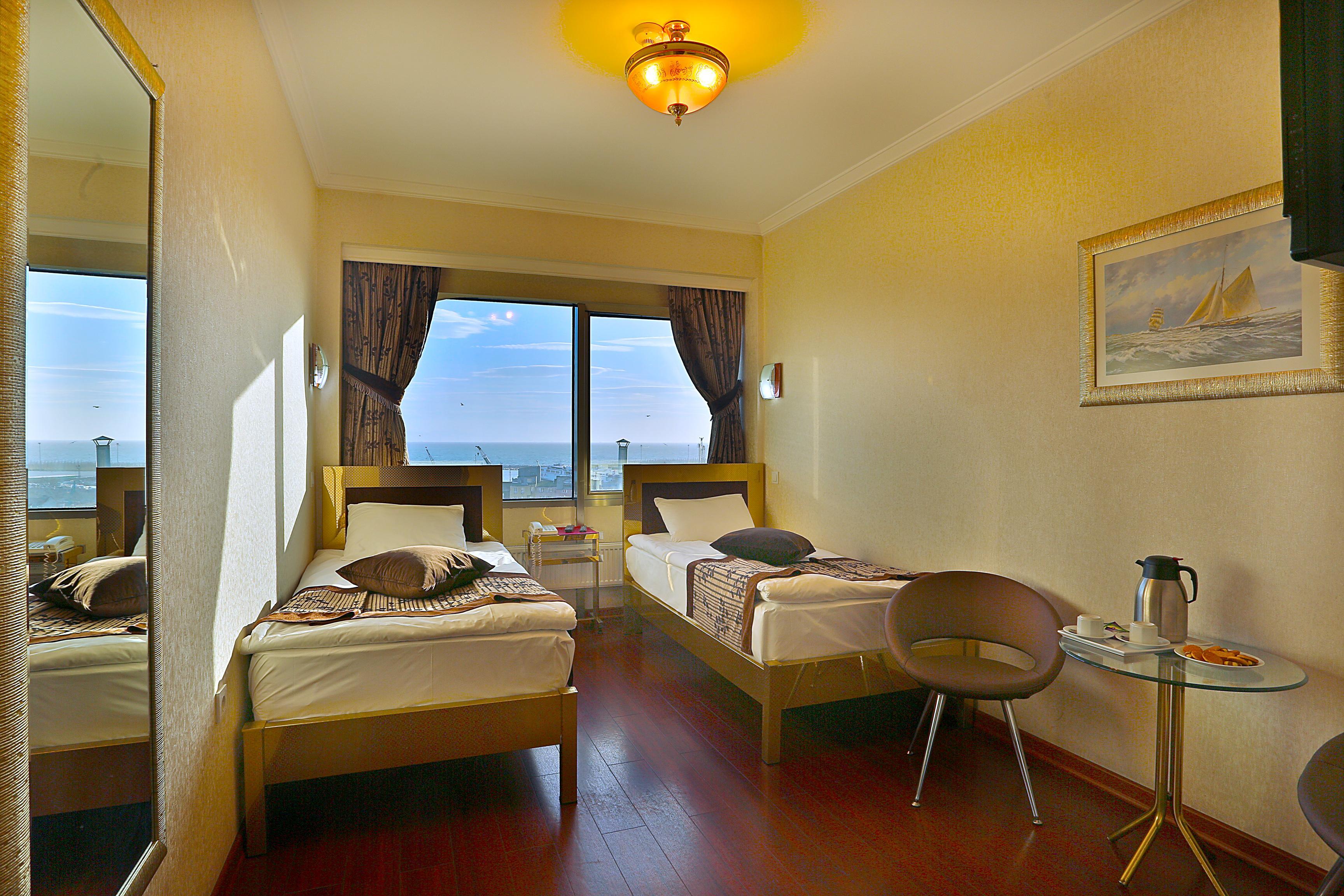 Grand Madrid Hotel Стамбул Экстерьер фото